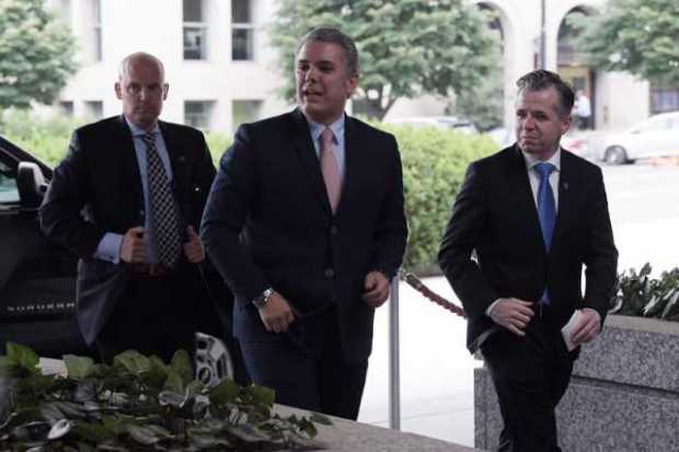  El presidente electo de Colombia, Iván Duque, llega al Departamento de Estado estadounidense para una reunión con el secretario