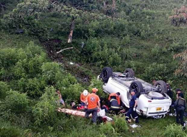 Accidente vehicular en Anserma deja seis personas heridas