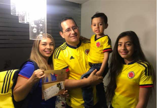 Leidy Duque, con su familia