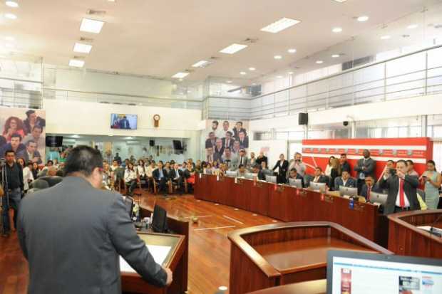 El alcalde, José Octavio Cardona León, participó su primer período se sesiones ordinarias del Concejo. 