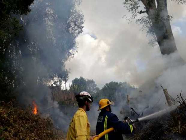 Bomberos de Aranzazu controló incendio