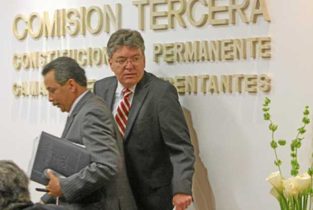 El ministro de Hacienda, Mauricio Cárdenas, dijo que el Gobierno le seguirá haciendo fuerza a este proyecto para que se apruebe 