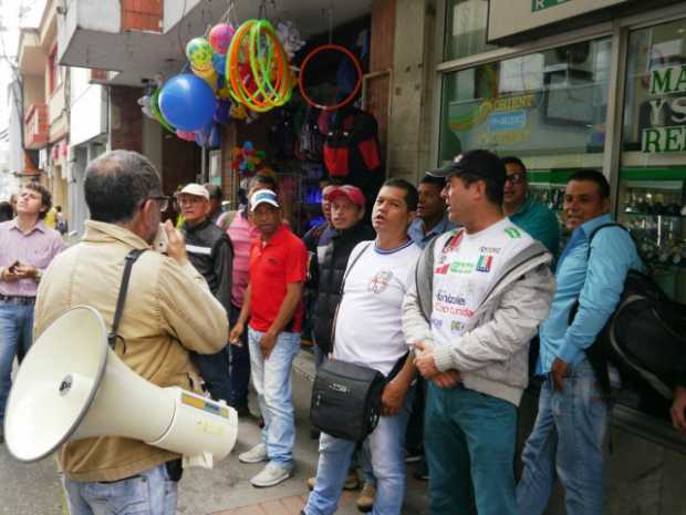 Los manifestantes solicitaron que los incluyan en el proyecto de ampliación.