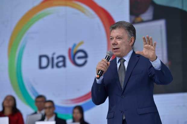 Juan Manuel Santos aseguró que entrar a la OCDE es "un paso importantísimo para modernizar" el país.