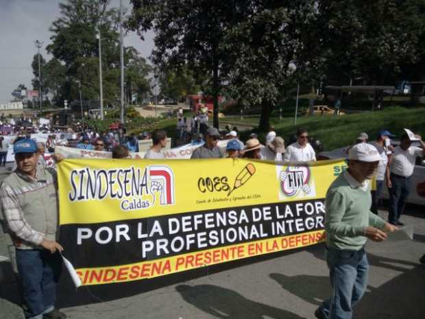 Trabajadores en Manizales salieron a marchar