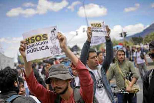 Universitarios insisten que falta voluntad política del Gobierno nacional para solucionar la crisis en la educación pública supe