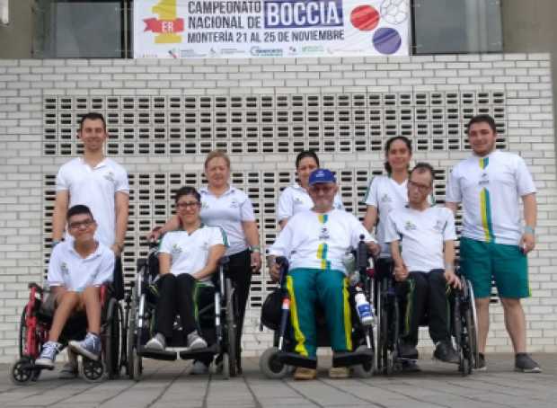 David Arias, Erica Tovar, Álvaro Gutiérrez y César Serna con su auxiliar deportivo en Montería. El último, en la derecha, el ent