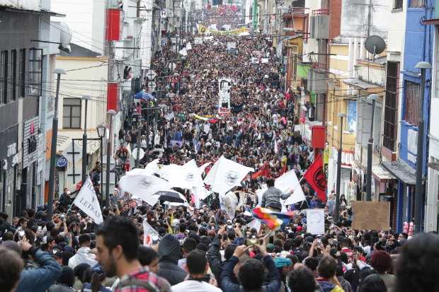 Movilización de universitarios 10 de octubre