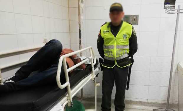 Foto | Policía | LA PATRIA Al aguadeño lo alcanzaron a golpear.