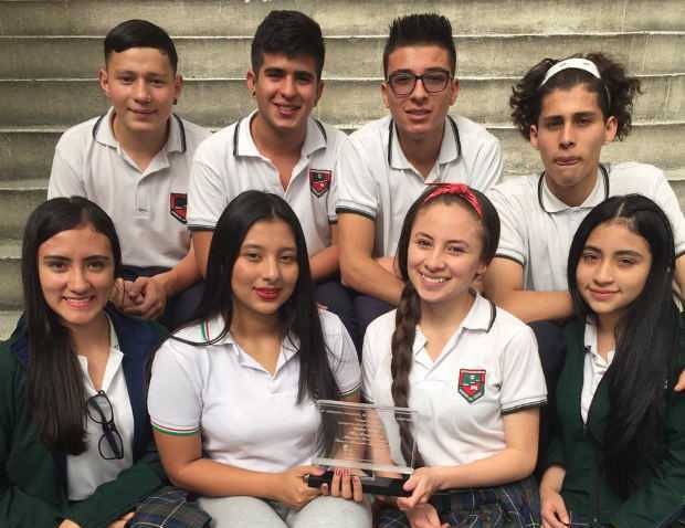 Estudiantes del colegio Bosques del Norte detienen el tiempo y ganan premio