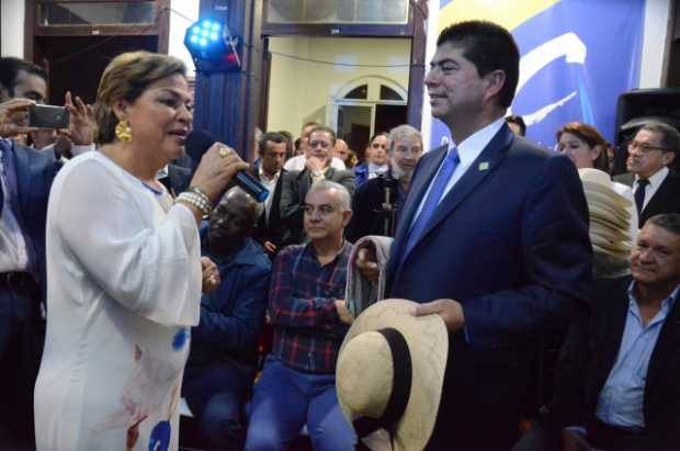 Conservadores llenaron la casa azul en su inauguración en Manizales