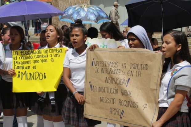 El Montini, colegio en el Kilómetro 41, reclamó en la Alcaldía de Manizales