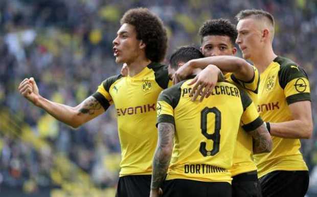 Dortmund dominó la primera vuelta del torneo y llegó a tener una ventaja de nueve puntos sobre el Bayern.