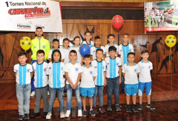 El Club Deportivo Formadores quedó campeón en el Chiquifútbol local y se ganó el derecho a estar en el Nacional. 
