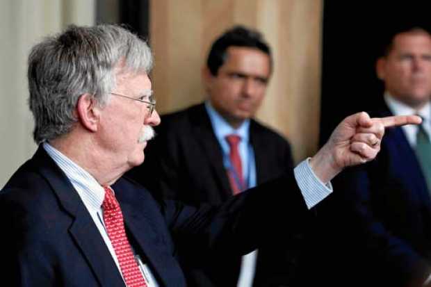 El asesor de Seguridad Nacional de la Casa Blanca, John Bolton, se refirió en Lima al Gobierno de Maduro como un régimen corrupt