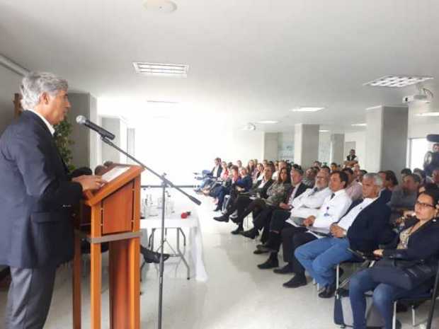 Juan Pablo Uribe, Ministerio de Salud, Caldas, Acuerdo de Punto Final 