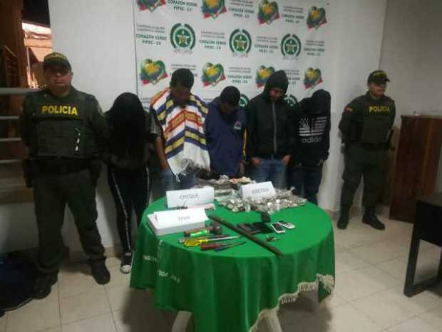 Los cinco detenidos viajaron desde Medellín hasta Pácora a robar.