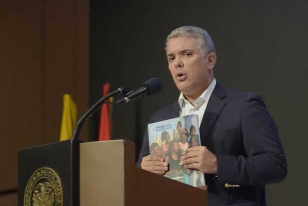 Duque invitó a colombianos en el exterior a participar en conversación nacional