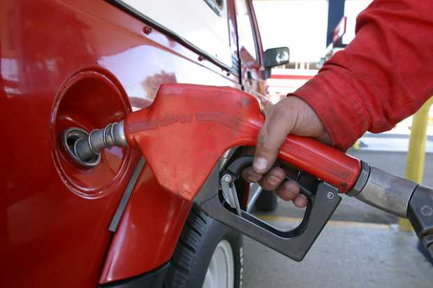 Precio de la gasolina sube $40