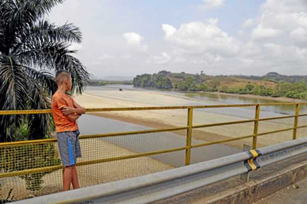 Los habitantes del Bajo Cauca esperan que el río Cauca recupere su caudal. 