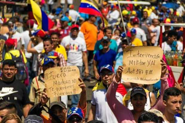 Simpatizantes opositores participaron de la marcha convocada por el presidente de la Asamblea Nacional de Venezuela, Juan Guaidó