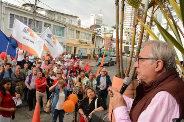 Luis Guillermo Giraldo: inscripción de candidatura y 30 años de experiencia 