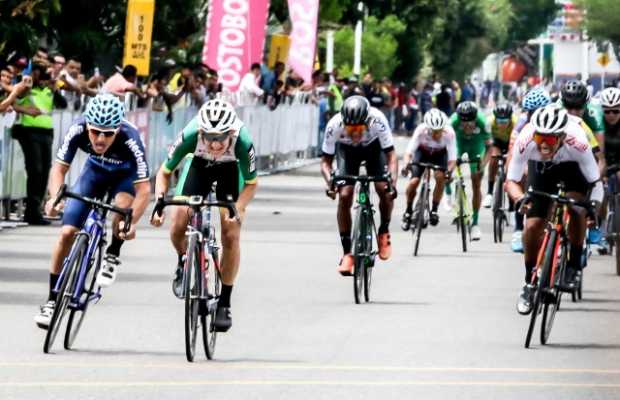Team Medellín ganó la cuarta etapa consecutiva en la Vuelta a Colombia