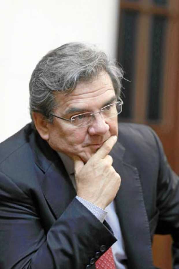  Germán Varón, ponente del estatuto anticorrupción. 