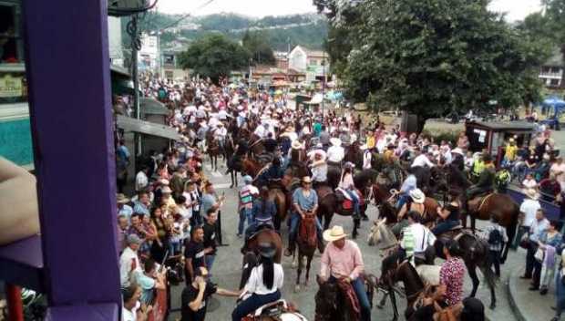 Investigan muerte de un caballo en cabalgata en Villamaría