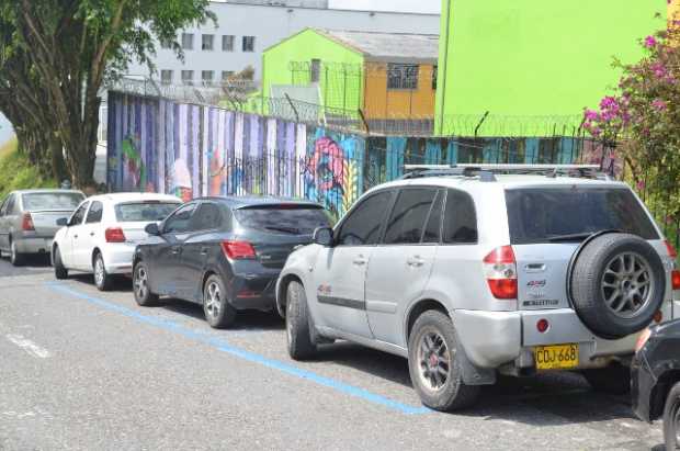 Lluvia de críticas para zonas azules en el Concejo de Manizales Lluvia de críticas para zonas azules en el Concejo de Manizales