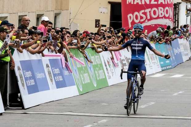 Cristian Montoya se impuso en la tercera etapa de la Vuelta a Colombia que llegó a Bucaramanga