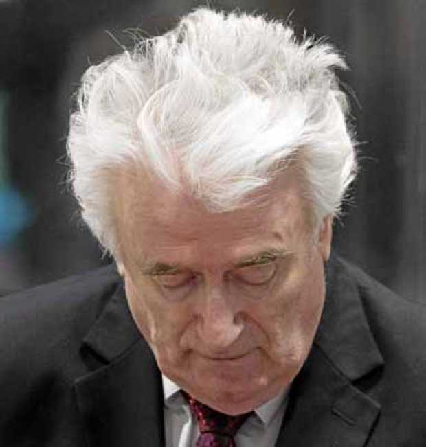 Foto | EFE | LA PATRIA  El exlíder serbobosnio Radovan Karadzic escucha su condena a cadena perpetua en La Haya (Holanda).