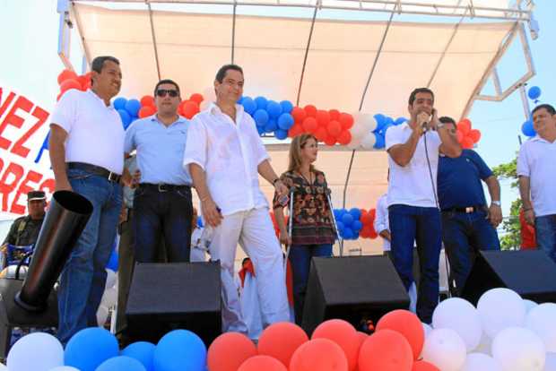 Foto | Archivo | Colprensa | LA PATRIA Germán Vargas Lleras y Arturo Char Chaljub en la campaña a la Presidencia de la República