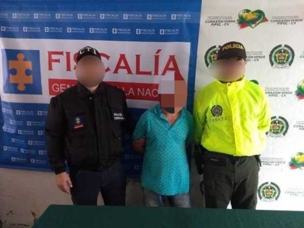 El sentenciado. No se muestra su cara para no revictimizar al menor de edad, que es de su familia.