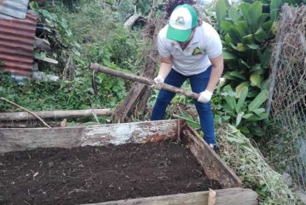  Compostera para el aprovechamiento de residuos orgánicos.