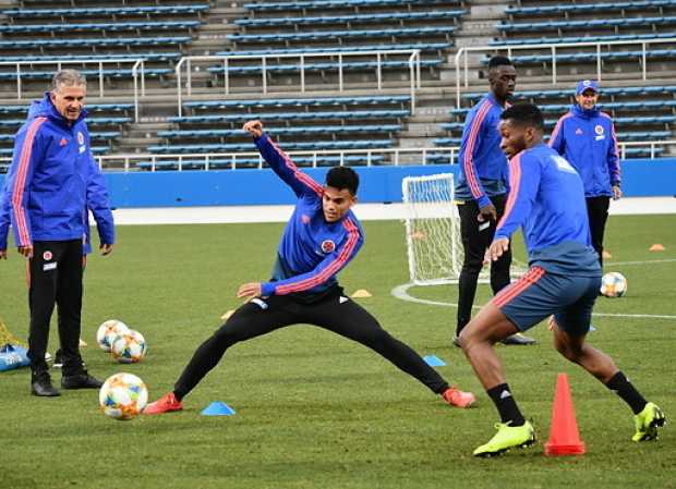 El portugués Carlos Queiroz dirigió ayer su primer entrenamiento con la Selección Colombia.