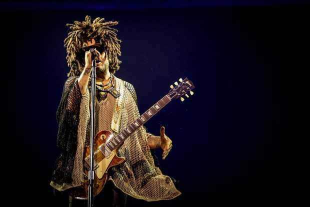 Lenny Kravitz, un rock star que maravilló a Bogotá 