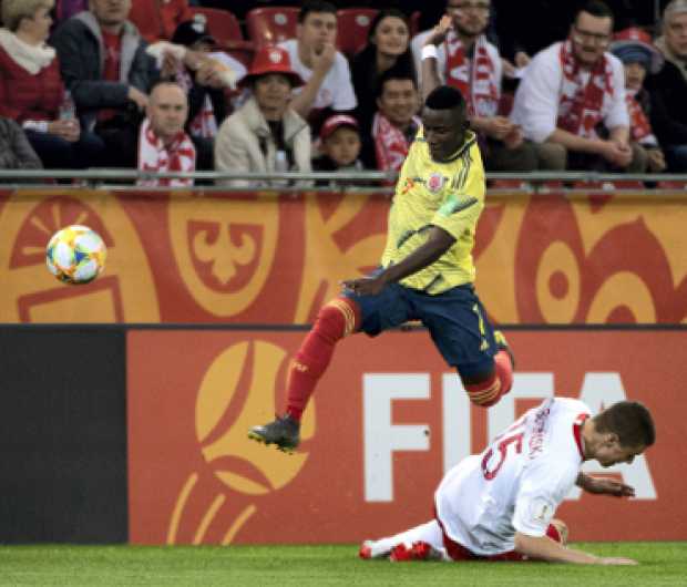 Iván Angulo abrió el camino de la victoria de la Selección Colombia ante Polonia en el Mundial Sub-20. El extremo fue desequilib