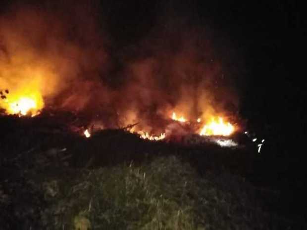 Incendio forestal afectó barrio Los Tilos en Anserma