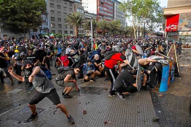 Gobierno confirma que sube a 22 la cifra de muertos en los 28 días de protestas. 