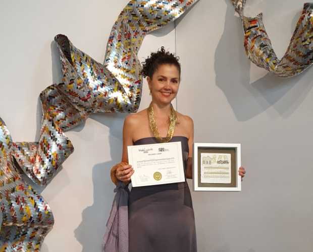 Ceci Arango recibió la distinción en la categoría de Gran Formato Interior de la VIII Bienal World Textile Art (WTA) en Madrid (