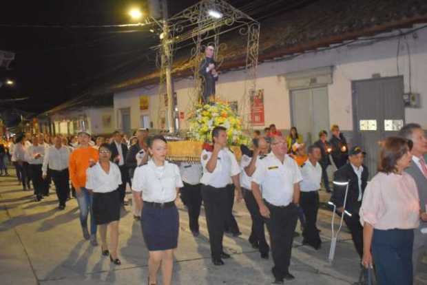 Procesión con la que Pácora celebró los 17 años de beatificación de Fray Esteban Maya.