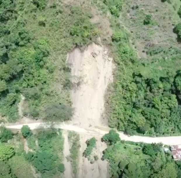 Derrumbe en el sector de La Unión, en Salamina. 