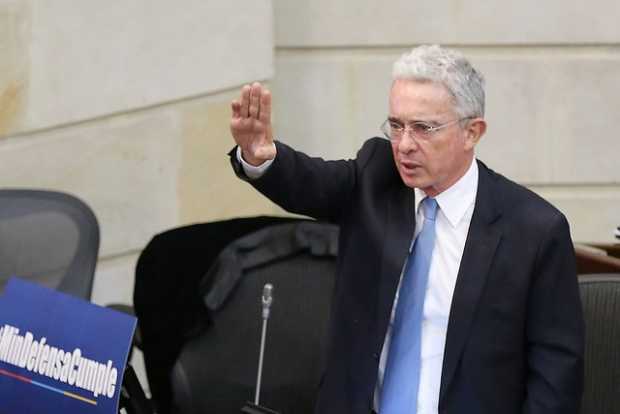 Uribe advierte que el paro del 21 de noviembre es para desestabilizar al Gobierno 