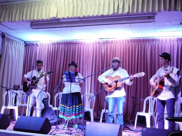 Cuerdas y tablas movieron a Palestina y Chinchiná Cuerdas y tablas movieron a Palestina y Chinchiná