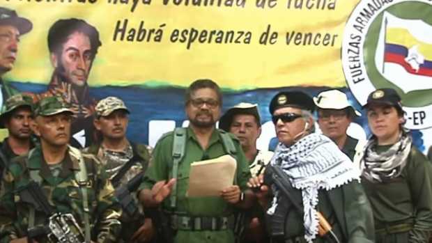 El 29 de agosto Luciano Marín, alias Iván Márquez, anunció su regreso a las armas. 
