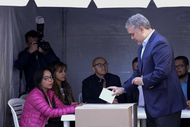 Iván Duque invitó a los colombianos a votar