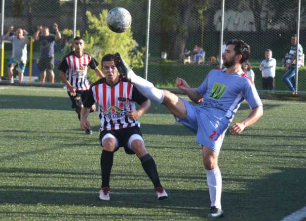La Universidad de Manizales y el Once Caldas buscarán hoy el título de la Copa Ciudad de Villamaría. 