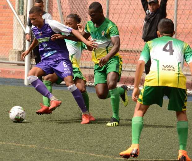 En su primera salida, Asociados Quindianos cayó 0-1 ante Once Caldas A. Los jugadores quieren levantar cabeza y meterse entre lo