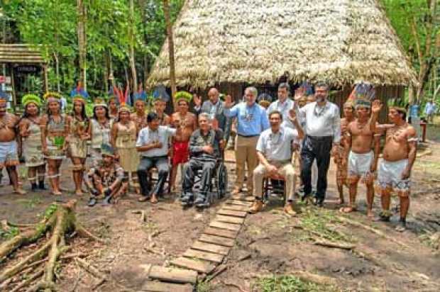 Los presidentes de los países amazónicos, acompañados por integrantes de la comunidad, discutieron fórmulas para la preservación